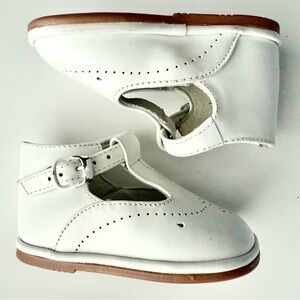 Toddler/Enfant Bebe Classic White Shoes - Size 2 (11cm)